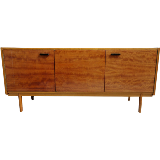 Vintage Sideboard 1