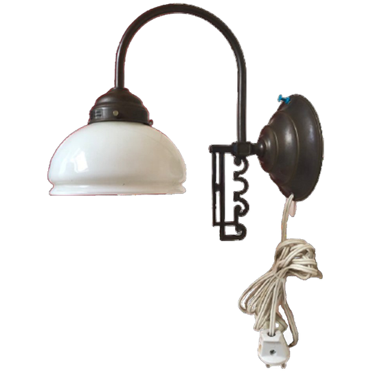 Lumi Lamp Muurlamp Met Melkglazen Kap 1