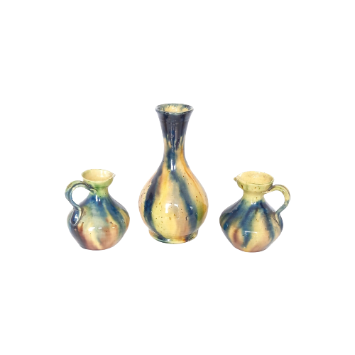 Trio Art Nouveau Vaasjes In Blauw & Gel Druipglazuur Van Thulin