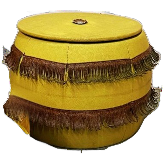 Leuke Vintage Okergele Naaipoef/bijzettafel 1