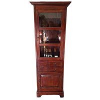 Koloniale Teakhouten Vitrinekast. Servieskast, Leuk Te Gebruiken Als Whiskeybar, Wijnkast Afm. 71x48cm En 202cm Hoog.