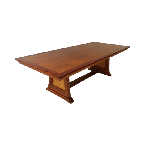 Prachtige Kloostertafel