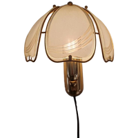 Jaren 80 Vintage Wandlamp Met Gebogen Glas