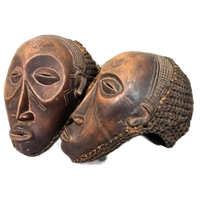 Set Van 2 Vintage/antieke Tchokwe Houten Maskers