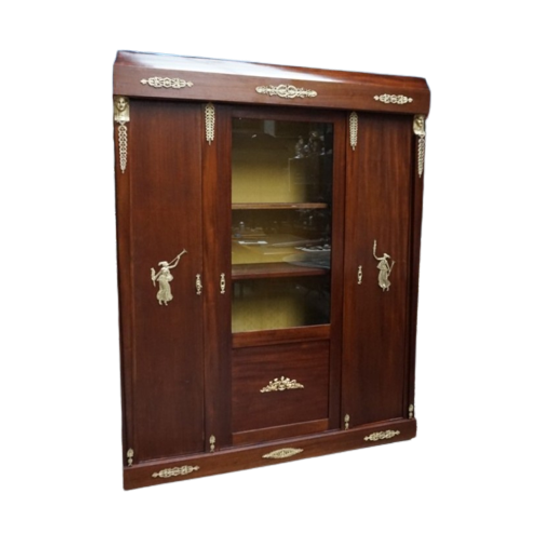 Empire Mahoniehouten Boekenkast Met Vergulde Bronzen Decoratie. 1