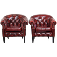 Set Van 2 Mooie Engelse Rundleren Chesterfield Clubfauteuils In Een Gevlamde Rode Kleur