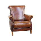 Prachtig Gekleurde En Comfortabele Schapenleren Armchair Met Een Mooi, Tijdloos Design thumbnail 1