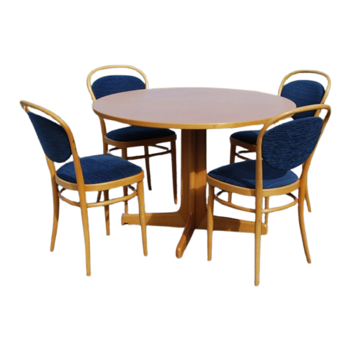 Thonet Ronde Tafel Met 4 Stoelen