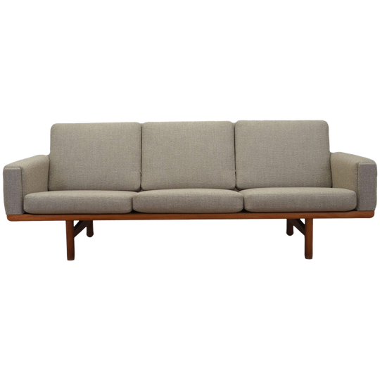 Ash Sofa, 1960s, Danish Design, Designer: Hans. J. Wegner, Production: Getama 1
