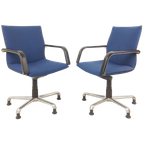 2 Artifort Bureaustoelen Blauw | Blauwe Bureaustoel Setprijs thumbnail 1