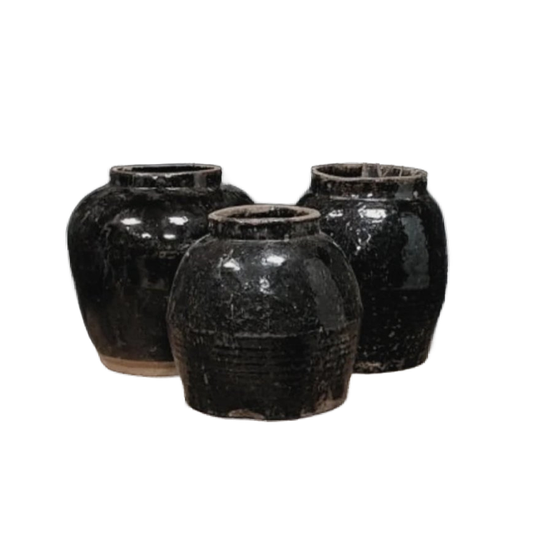 Prachtige Oude Zwarte Pot / Kruik Van Zware Kwaliteit Met Een Elegant Geglazuurde Afwerking. 1