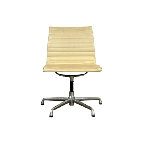 Herman Miller Ea 106 Draaibare Crème Leren Designstoel