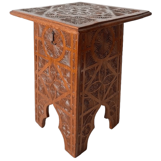 Antieke Fries Houtsnijwerk Bijzettafel Handgesneden Volkskunst Plantenstandaard 19de Eeuw 1