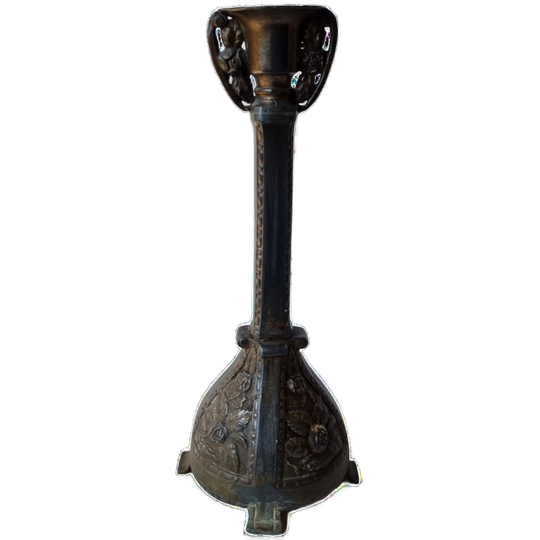 Antieke Metalen Kandelaar 1