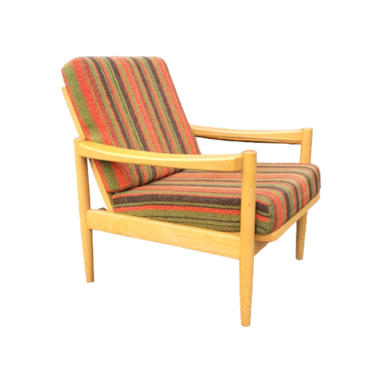 Vintage Easy Chair 1 / 2 1