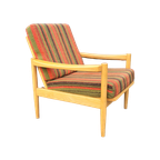 Vintage Easy Chair 1 / 2 thumbnail 1