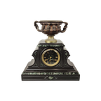 Marmeren Pendule Met Bronzen Coupe thumbnail 1