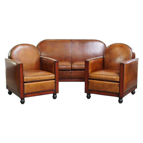 Unieke En Complete Set Van Twee Cognac Kleurige, Schapenleren Art Deco Fauteuils En Bank