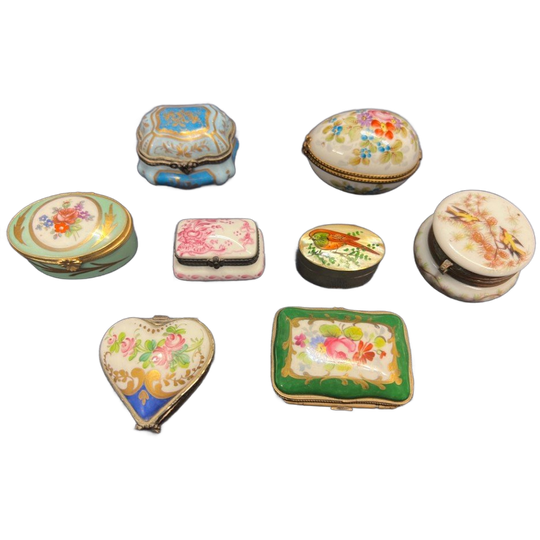 Set Van 8 Pillen- Of Sieradendoosjes - Sevres, Limoges . 1