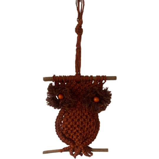 Vintage Seventies Macramé Handmade Uil 1