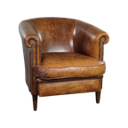 Clubfauteuil Met Prachtig Patina Gemaakt Van Schapenleer thumbnail 1