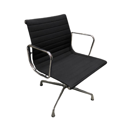 Vitra Eames Vergaderstoel Zwart Hopsak Draaibaar 1