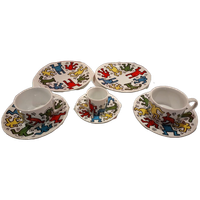 Keith Haring Servies: 2 Platte Borden, 2 Koffiekop En Schotel, 1 Espresso Kopje En Schotel