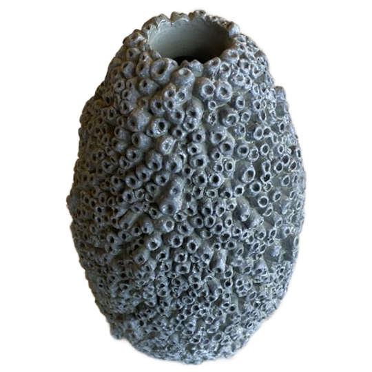 101 Copenhagen | Beehive Tall Vase, Petit - Dark Grey 1
