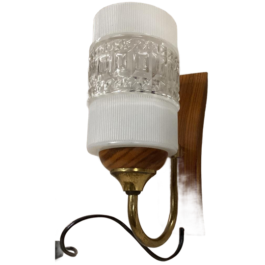Vintage Wandlamp Met Glazen Kap 1