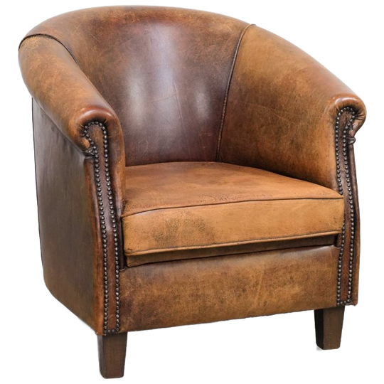 Vintage Clubfauteuil Gemaakt Van Schapenleer Met Een Mooi Patina En Karaktervolle Uitstraling 1