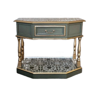 Groen Dressoir Met Goud Oosterse Patronen