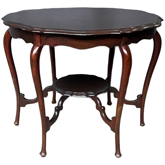 Salontafel In Victoriaanse Stijl. 1