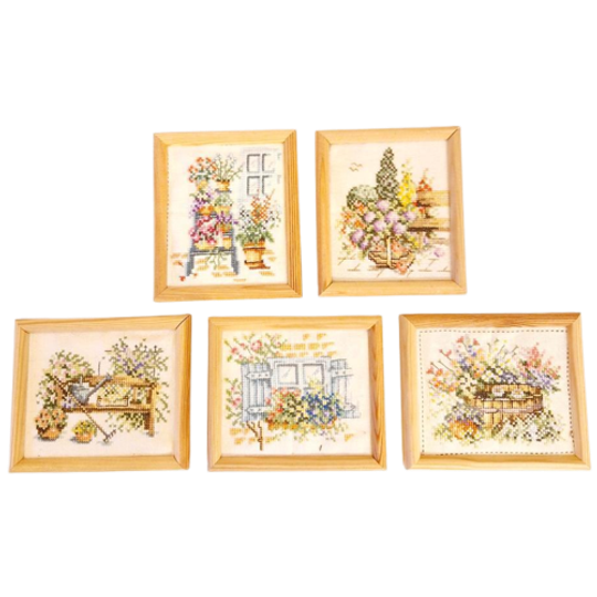Set Van 5 Retro Schilderijtjes Geborduurd 1