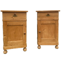 Set Antiek Grenen Nachtkastjes Met Lade, 42 Cm Breed En 71 Cm Hoog