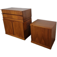 ✨ Stijlvolle Vintage Kasten – Mid-century Vibes! ✨