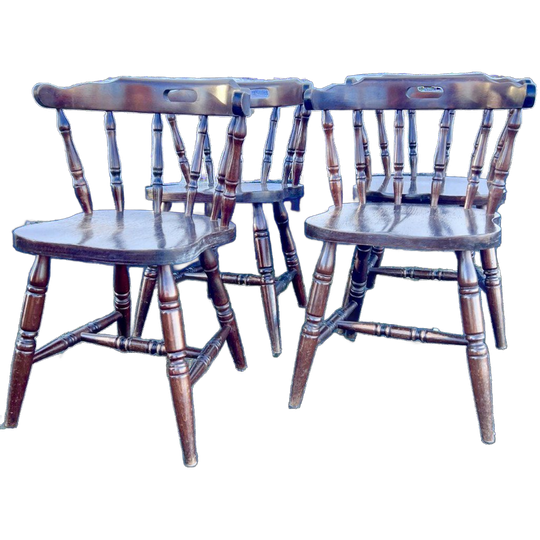 Set Van Nu Nog Twee Stevige Cafestoelen 1