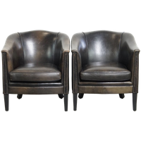 Unieke Set Van 2 Subtiele Zwart/ Grijze Schapenleren Clubfauteuils Met Een Mooi Patina