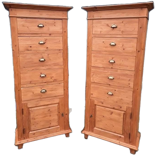 Unieke Hoge Ladekasten Afm. 84x40cm En 191cm Hoog. 1