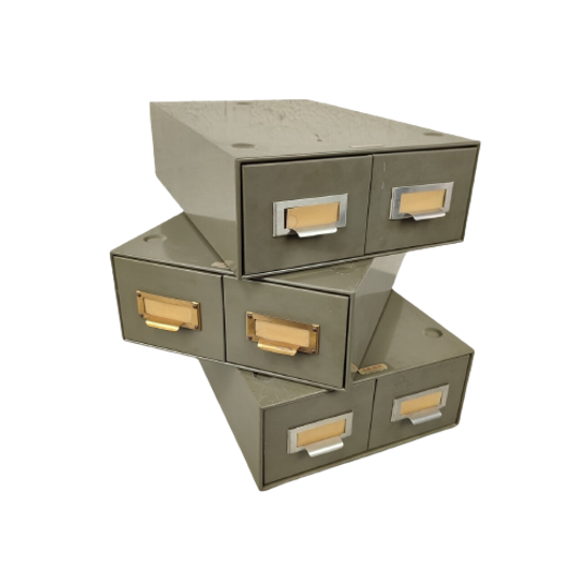 3 Stapelbare Fichebakken 1