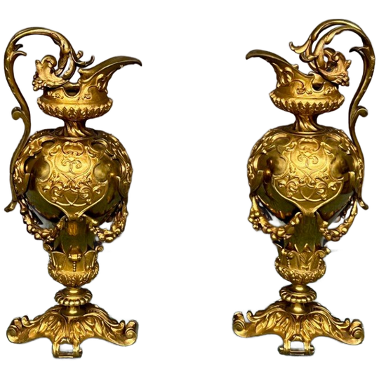 Paar Vergulde Bronzen Kannen Van De Franse Neorenaissance. 1