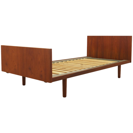 Teak Bed, Danish Design, 1960s, Designer: Hans J. Wegner, Manufacturer: Getama 1