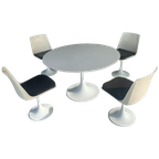 Design Eetkamer In De Stijl Van Eero Saarinen thumbnail 1