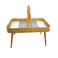 Rotan Dienblad Op Poten Met Grijs Formica