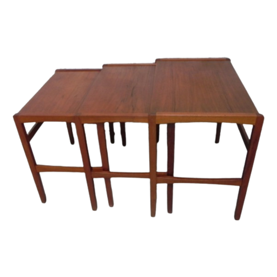 3 Salontafels, Nesting Tables, 1
