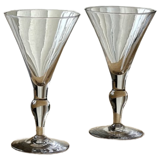 Pair Of Vintage Wine/martini Glasses 1
