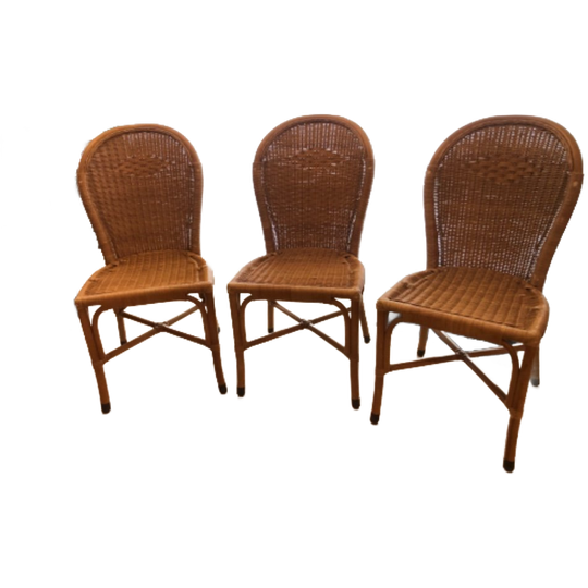 Drie Rotan Stoelen 1