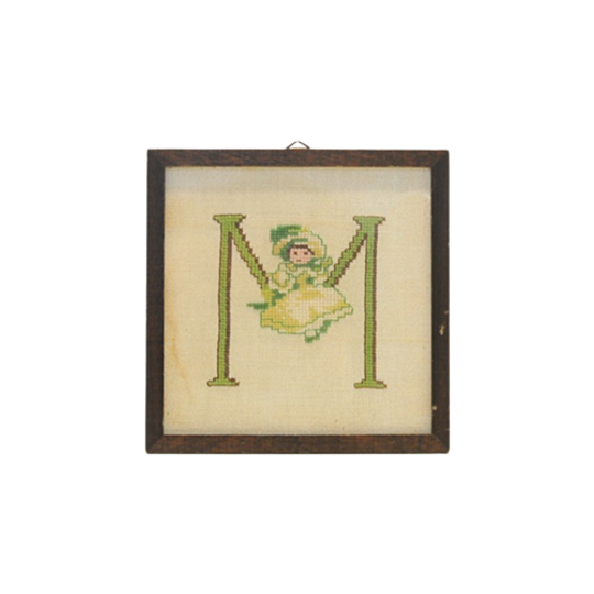 Lijstje Geborduurde Letter M 1