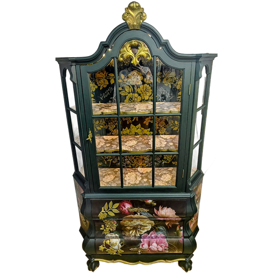 Gerestyled Vitrinekast Met Verlichting 1