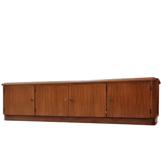 Mid Century Lowboard 1