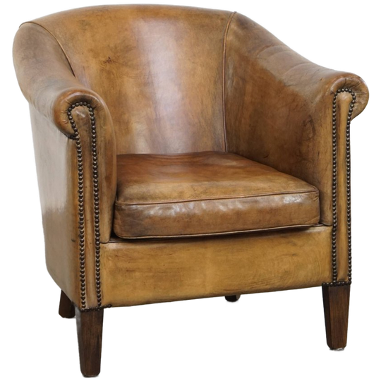 Schapenleren Clubfauteuil Van Nico Van Oorschot Met Een Onweerstaanbaar Patina 1